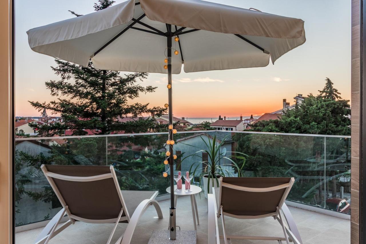 Villa Elena Deluxe Mit Whirlpool Und Beheiztem Pool Am Meer Und Wunderschoenen Blick Auf Die Brijuni Inseln فاجانا المظهر الخارجي الصورة