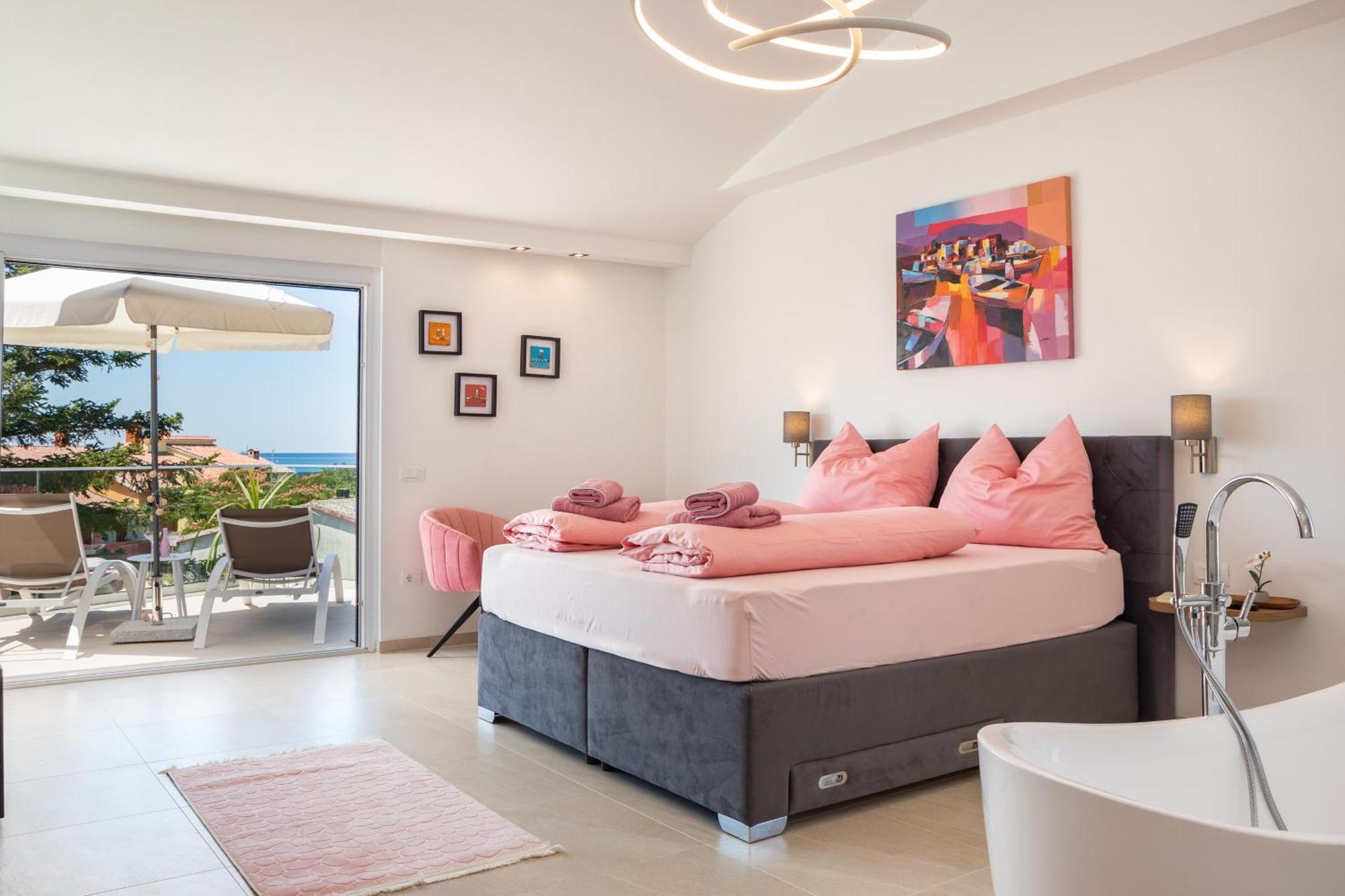 Villa Elena Deluxe Mit Whirlpool Und Beheiztem Pool Am Meer Und Wunderschoenen Blick Auf Die Brijuni Inseln فاجانا المظهر الخارجي الصورة